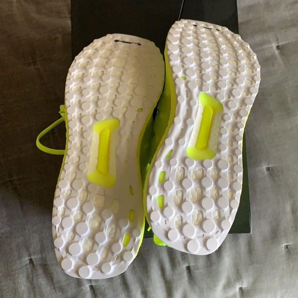 Ultraboost 1.0 DNA - Picture 8 of 8